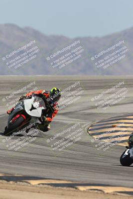 media/Oct-02-2025-Racers Edge (Thu) [[2c91cb6ab3]]/3-B Group/Session 4-Turn 12 (1pm)/